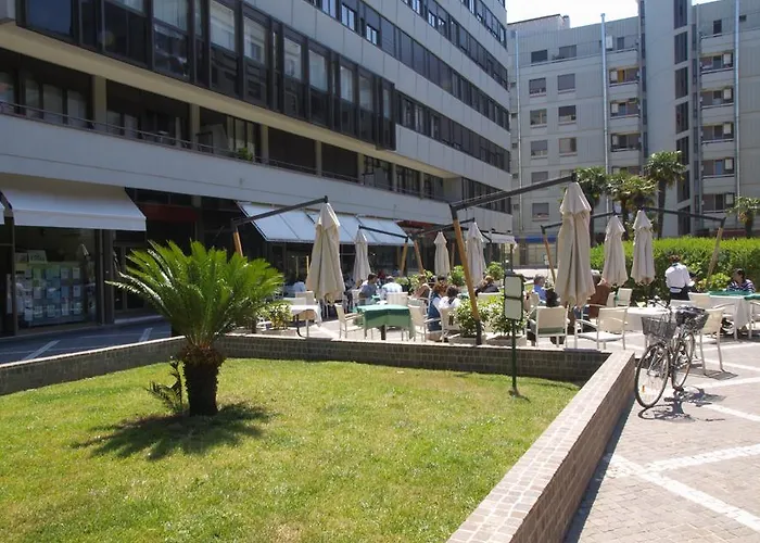 Imbriani 24 4* 레체